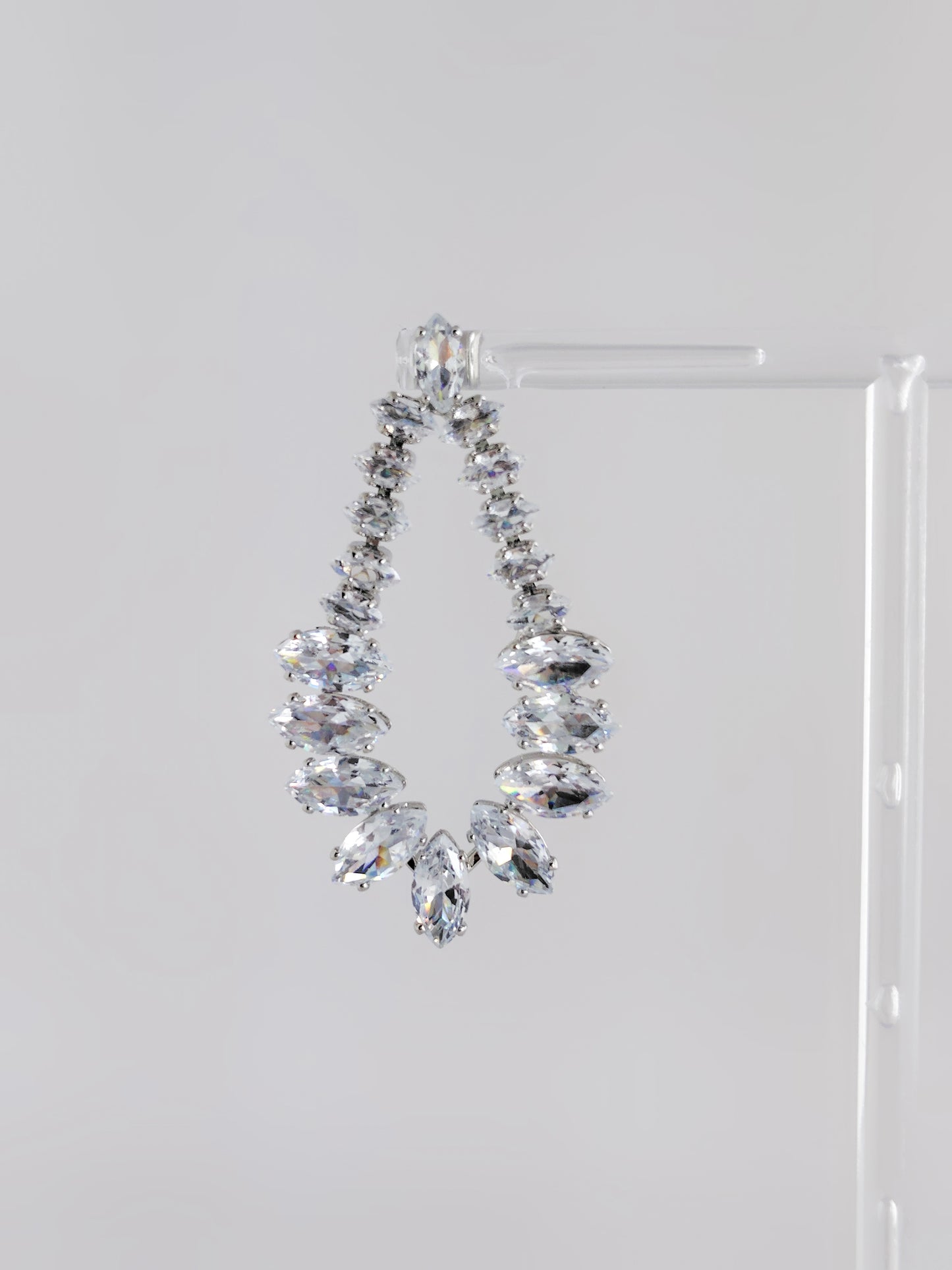 【CERIA|チェリア】Halo Silver Drop Pierce