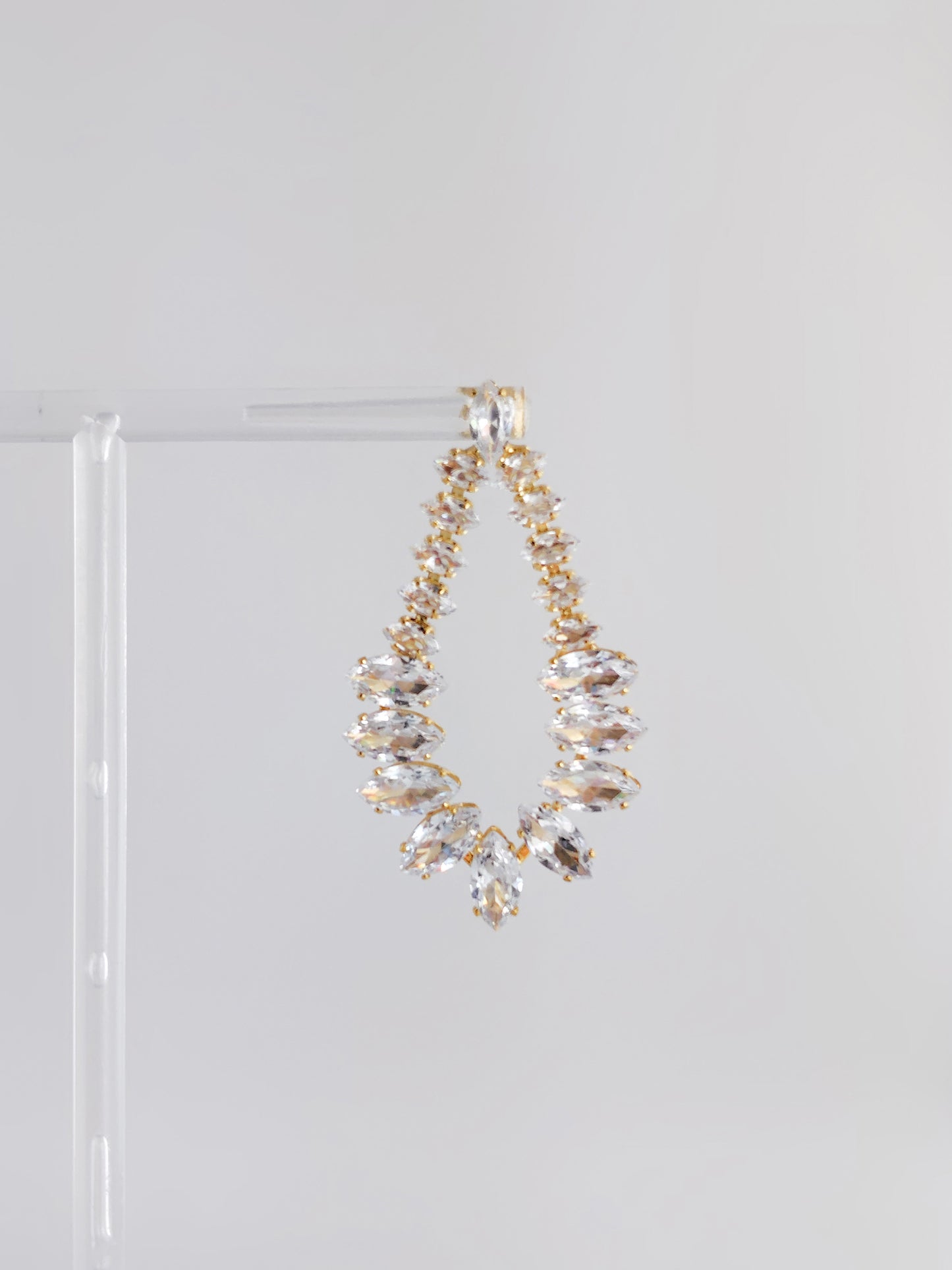 【CERIA|チェリア】Halo Gold Drop Pierce