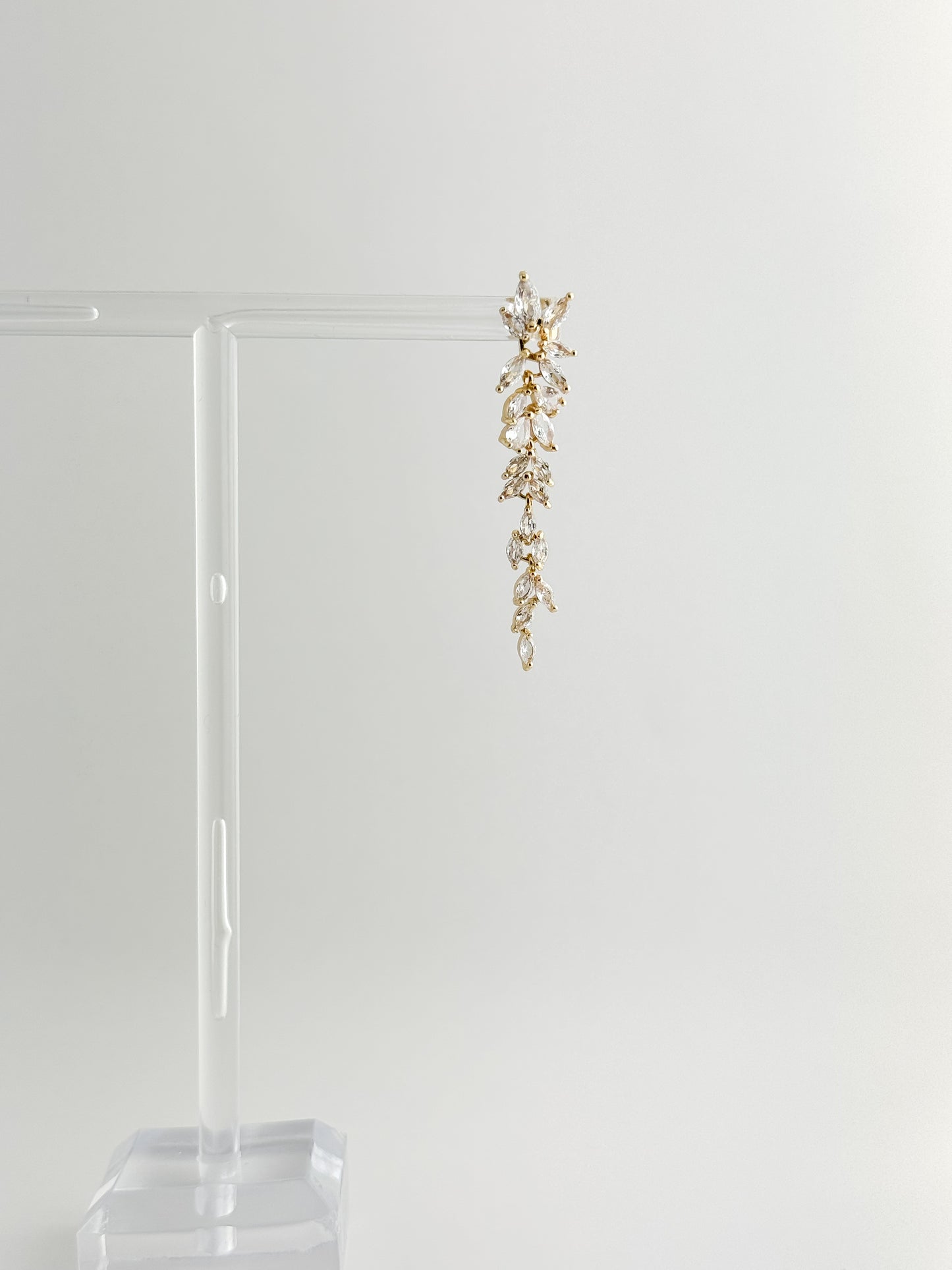 【CERIA|チェリア】Flow gold pierce