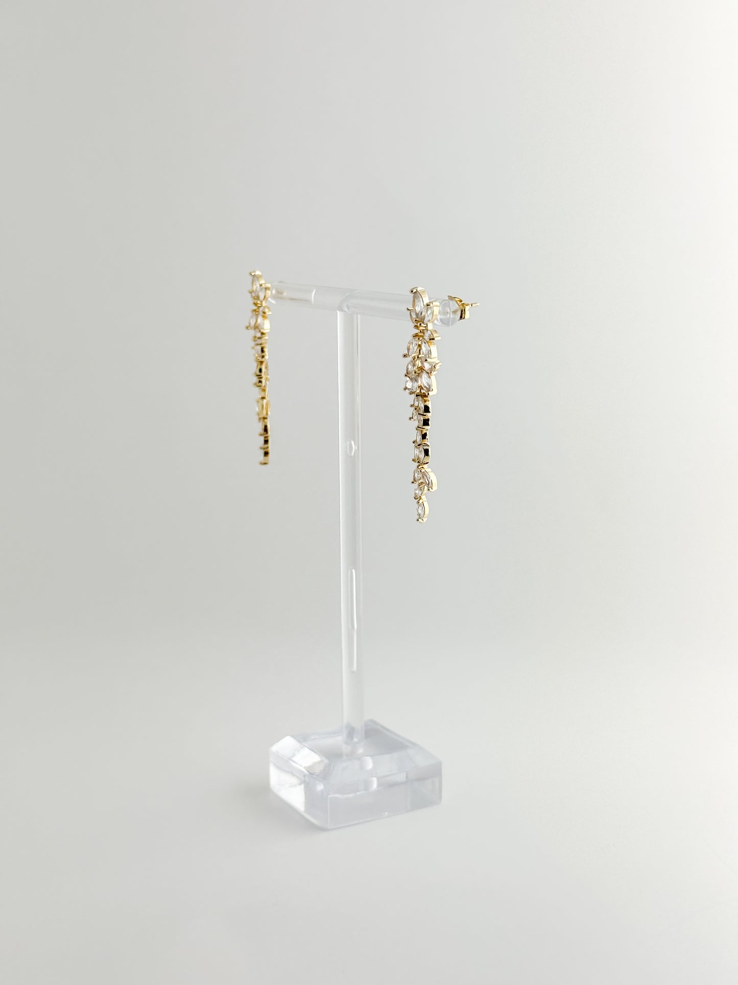 【CERIA|チェリア】Flow gold pierce