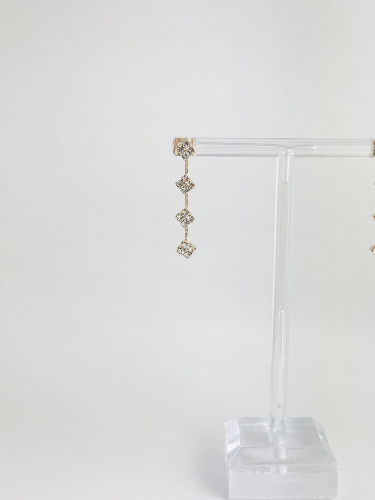 【CERIA|チェリア】4 square gold pierce