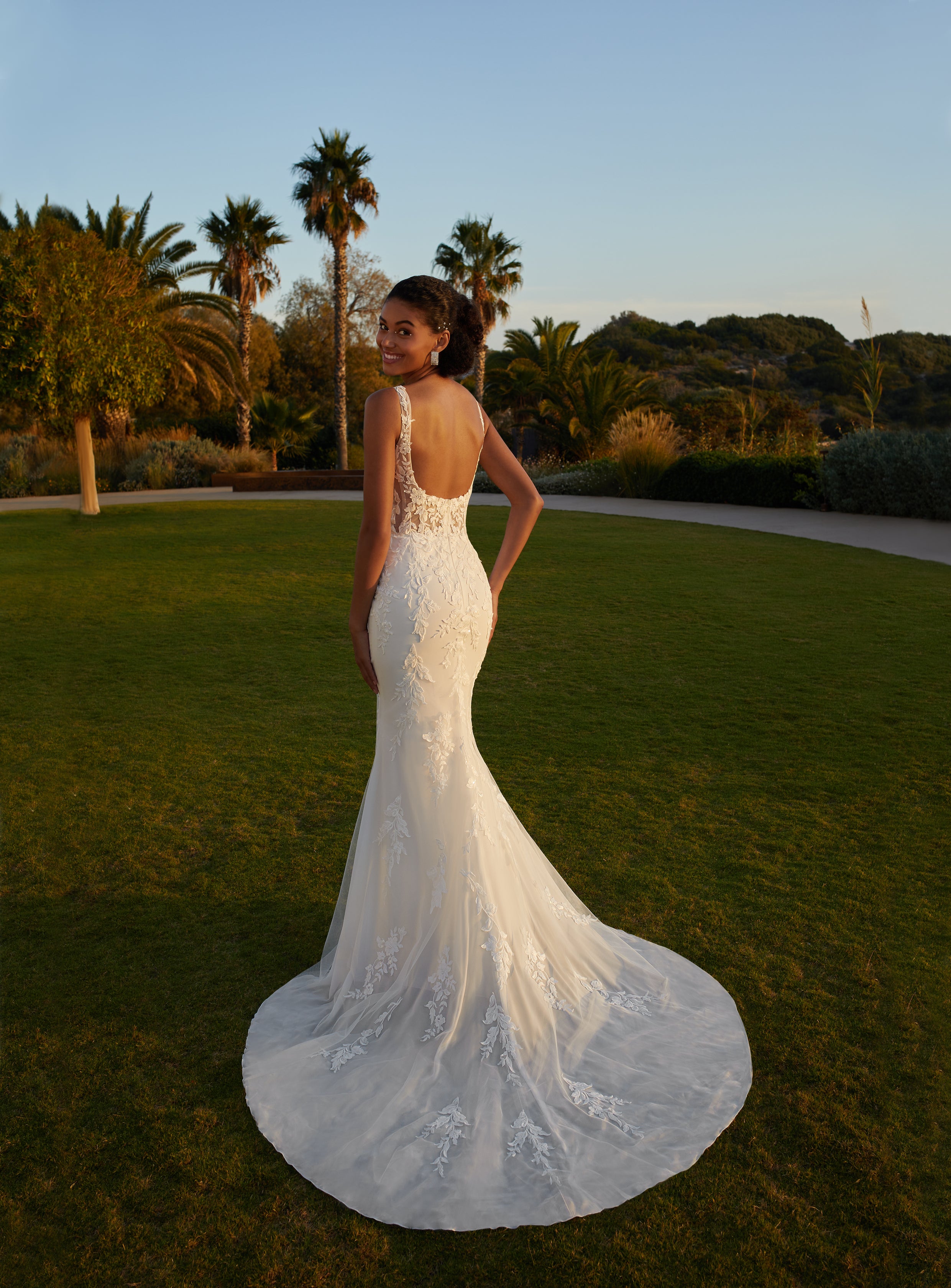 ⭐︎ Ayaka_3665s ⭐︎⭐︎値下げ！⭐︎ホワイトウェディングドレス WEDDING DRESS – DRESS EVERY