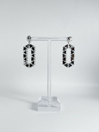 【CERIA｜チェリア】Geometric frame silver pierce