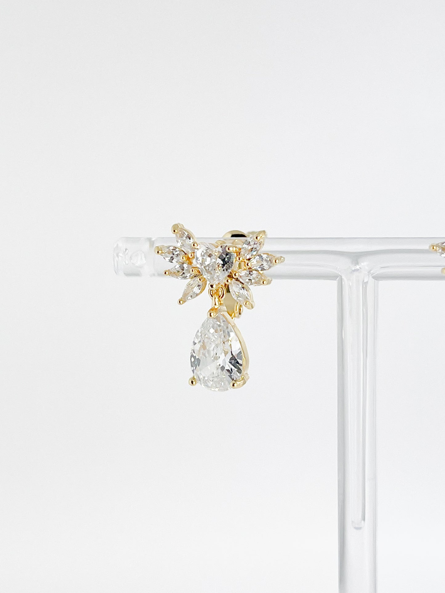 【CERIA｜チェリア】Starlight Tear gold Earring